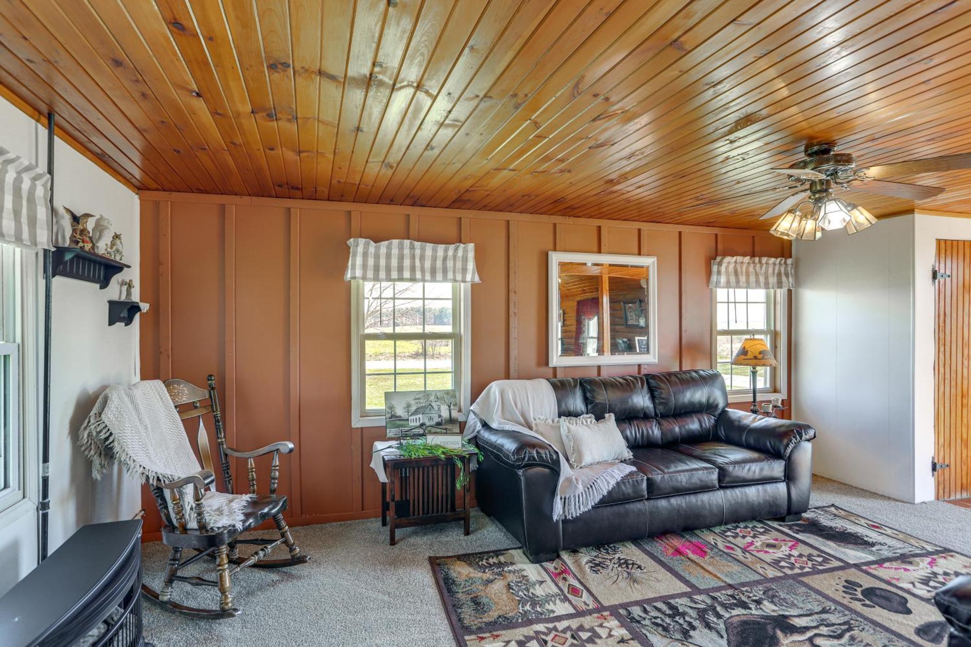 Quiet Shiloh Retreat With Spacious Yard And Fireplace! エクステリア 写真