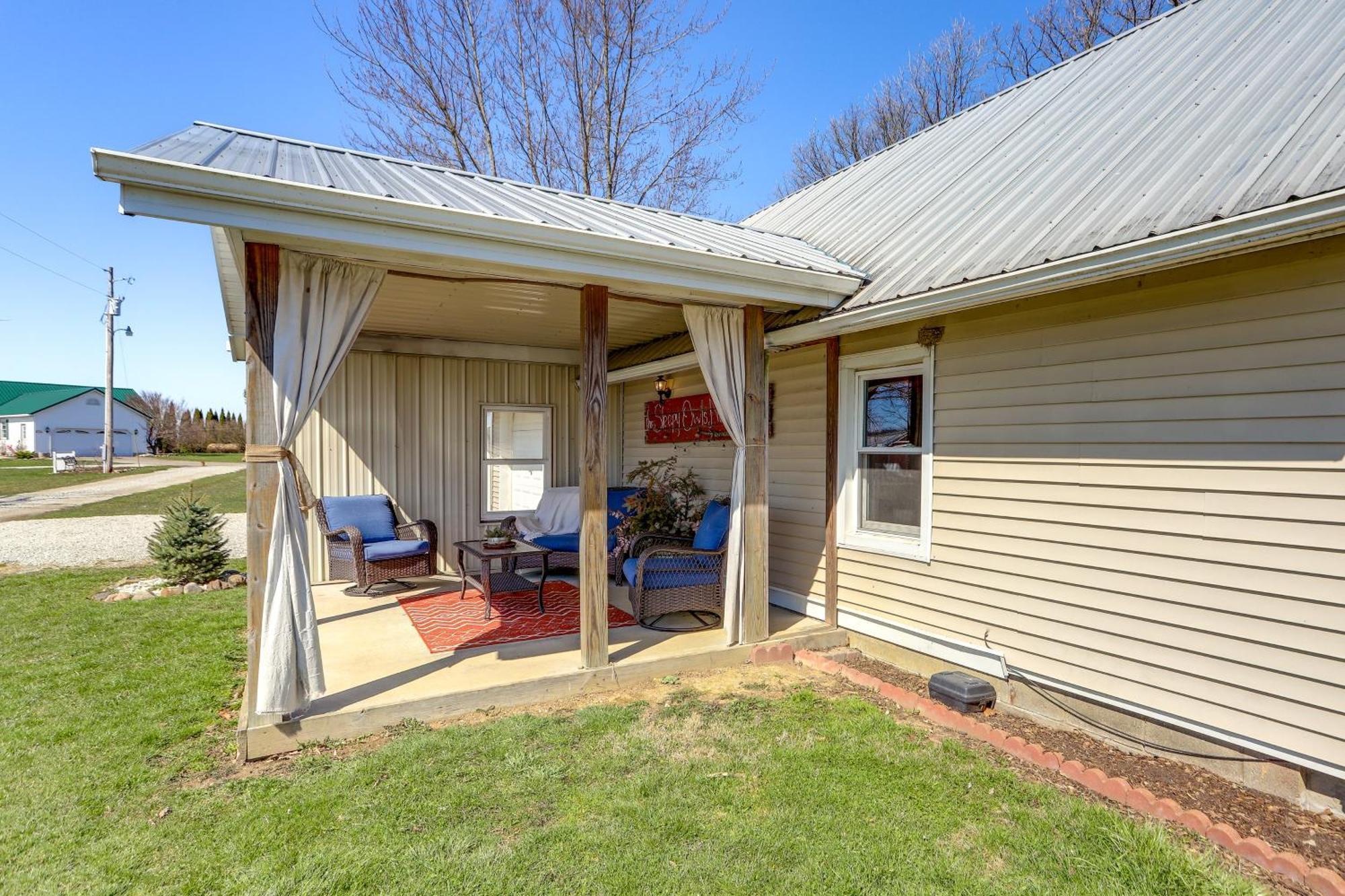 Quiet Shiloh Retreat With Spacious Yard And Fireplace! エクステリア 写真